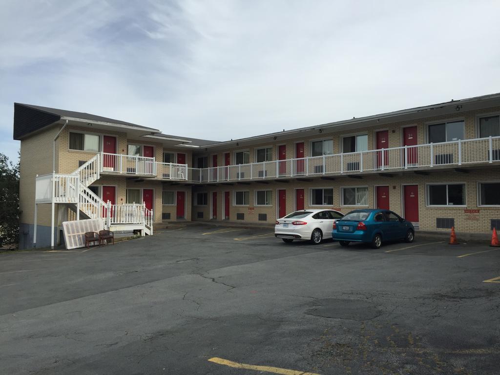 Lake City Motel Dartmouth Zewnętrze zdjęcie