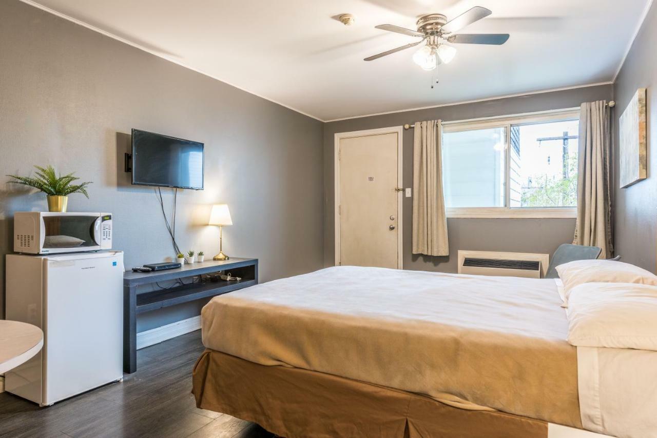 Lake City Motel Dartmouth Zewnętrze zdjęcie